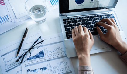 Wie Sie den Berichtsassistenten in Microsoft Dynamics 365 CRM nutzen